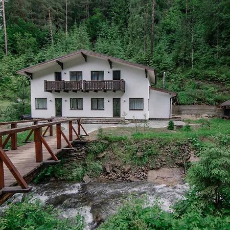 Cottage house Mizhhirya  Exterior foto